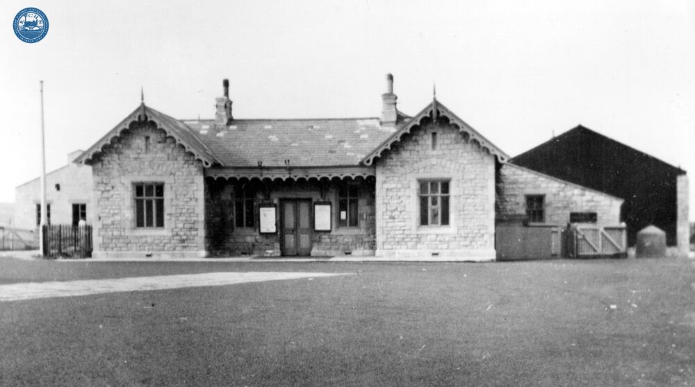 Portland (old) Station Exterior 1946. (Portland Goods Branch @ 172m 63ch) (Ref: 030324)