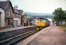 Achnasheen station and hotel (KYL @ 27m 72ch). 07 July 1975