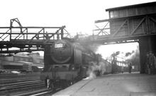 “Royal Scot” 4-6-0 No 46106 “Gordon Highlander” on the Down “Irish Mail” at Chester General station. 31 July 1954