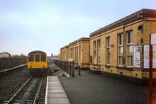 Rochdale station (MVN2 @ 10m 62ch). Platform 3 buildings. 04 March 1989