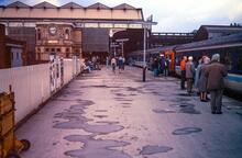 Manchester Victoria (MVE1 & MVM @ 0m 00ch). Trans-Pennine Express in platform 12. 23 April 1989