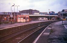 Manchester Victoria (MVE1 & MVM @ 0m 00ch). Platform 16. 23 April 1989