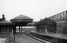 Kenyon Junction (DSE @ 18m 69ch, BKJ @ 0m 15ch). Leigh Platforms. 26 June 1961