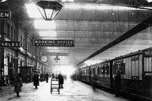 Rugby Station c. 1890. (LEC1 @ 82m 40ch) (Ref: 030538)