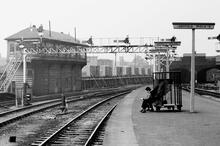 Sheffield North Junction Signalbox (ELR - TJC1 @ 158m 40ch). 1971