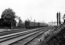 Chesterfield Station Approach - Slip Coaches released from north-bound train  (ELR - SPC9 @ 146m 20ch) (Ref: 031396)
