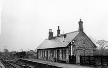 Southwell station (MFD2 @ 152m 18ch). Nameboard still standing. 1 April 1961.