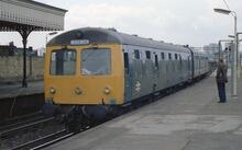 Camden Road (BOK1 @ 5m 01ch). DMU Class 105/2 MBS E50361 + E56455 at rear. 26 June 1980 (Ref: 013212)