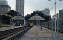 London Broad Street station looking along platforms to buffer stops. 26 June 1980 (BOK1 @ 0m 0ch) (Ref: 013215)