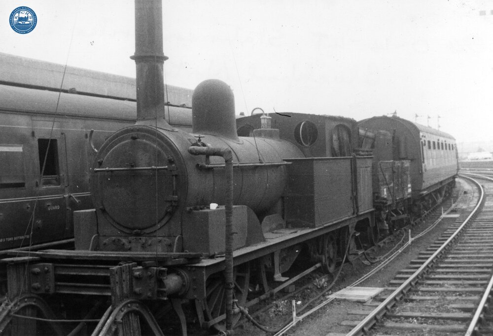 Blackpool North (PBN @ 17m 58ch). Former LYR Barton Wright 0-4-0T engine used as a stationery boiler. 04 August 1963