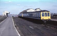 New Holland Pier station  (NHP @ 107m 13ch). 18 April 1981 (Ref: 221426)