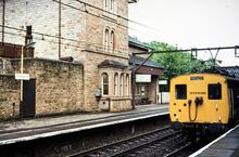 Broadbottom station (HAJ @ 9m 60ch). 23 May 1981