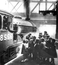 B12 Class 4-6-0  No. 8556 - Wartime  Evacuation of children from London. (Ref: 010998)