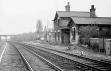 Tuxford North station (ECM1 @ 131m 73ch). 15 April 1971