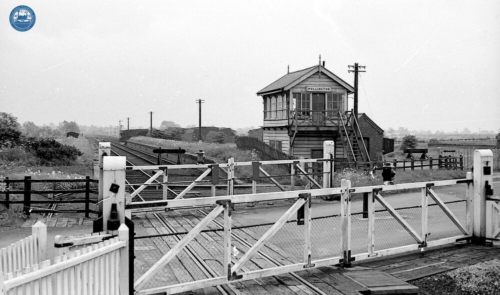 Snaith & Pollington signal box, level crossing, and station platforms (GBL @ 1m 51ch)