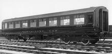 LNER Third Class Restaurant Car (RT) No 1984