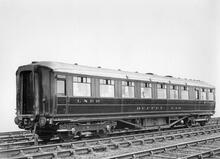 LNER Buffet Car No 24082
