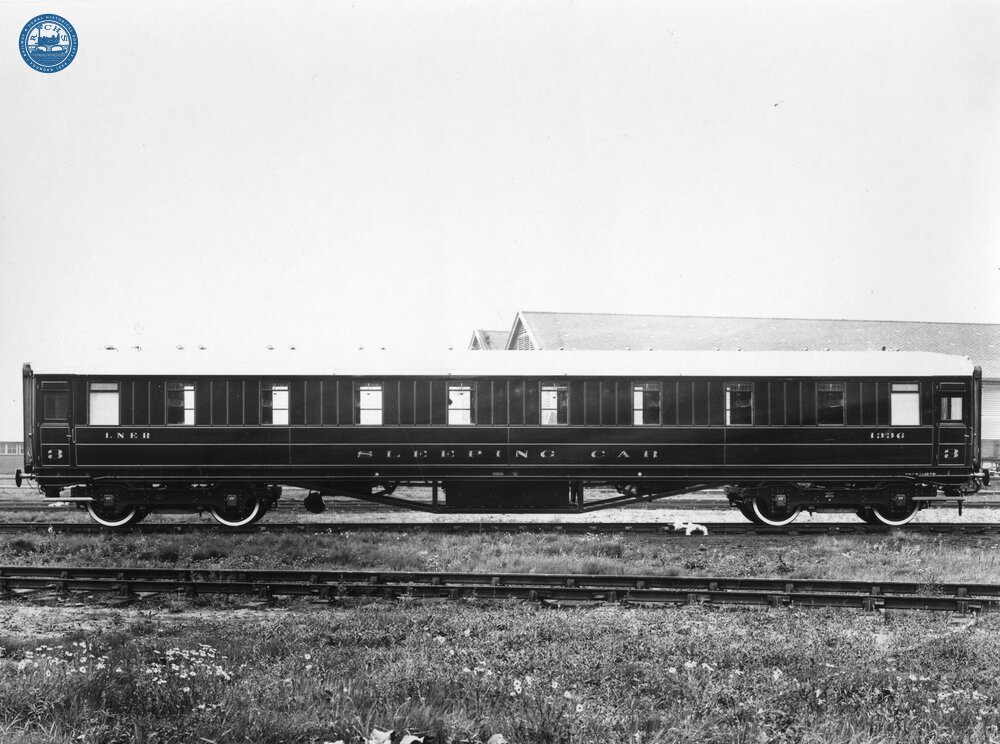 LNER Third Class Sleeping Car No.1366