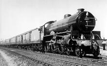 LNER B2 Class 4-6-0 No 61671 "Royal Sovereign". (Ref: 010968)