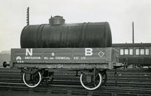 North British Railway 3-plank wagon containing tank No 17203
