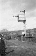 Crainlarich Upper (WHL @ 36m 23ch). Semaphore signals at north end of the station. 19 May 1979