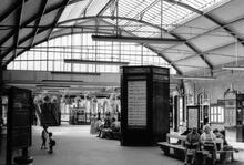 Bridlington Station (HBS @ 30m 72ch). Booking Hall. August 1970