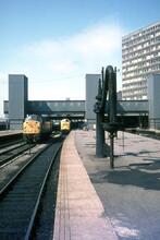 Leeds City Station (HUL4 @ 20m 50ch), east end. Classes 37 and 55 locos and water column. 13 May 1968