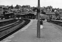 Whitby Town Station (MBW @ 30m 61ch). 08 July 1972