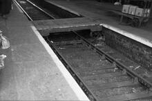 Malton station (YMS @ 21m 12ch). Drawbridge for passenger access to the island platform (subsequently removed).. 02 September 1955