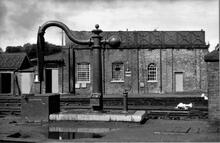 Malton Station (YMS @ 21m 12ch). Water Tower and Water Column. 02 September 1955