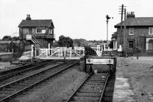 Weaverthorpe Station, Signal Box & Level Crossing (YMS @ 32m 71ch). 09 July 1972 