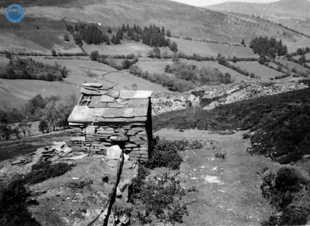 Deeside Tramway from Glyndyfrdwy to Moelfferna. Looking down the incline at the lower quarry - from the winding house. 02 June 1963
