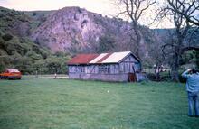Beeston Tor (MVR @ 3m28ch). Remains of refreshment room. 10 May 1987