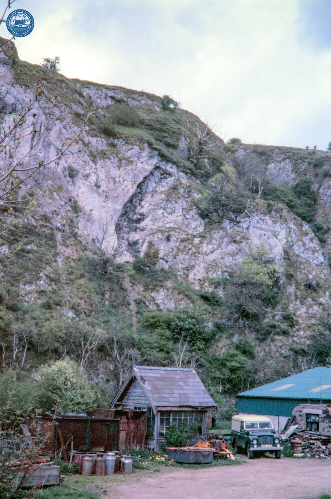 Former signal box at Waterhouses (MVR @ 0m 00ch). 10 May 1987