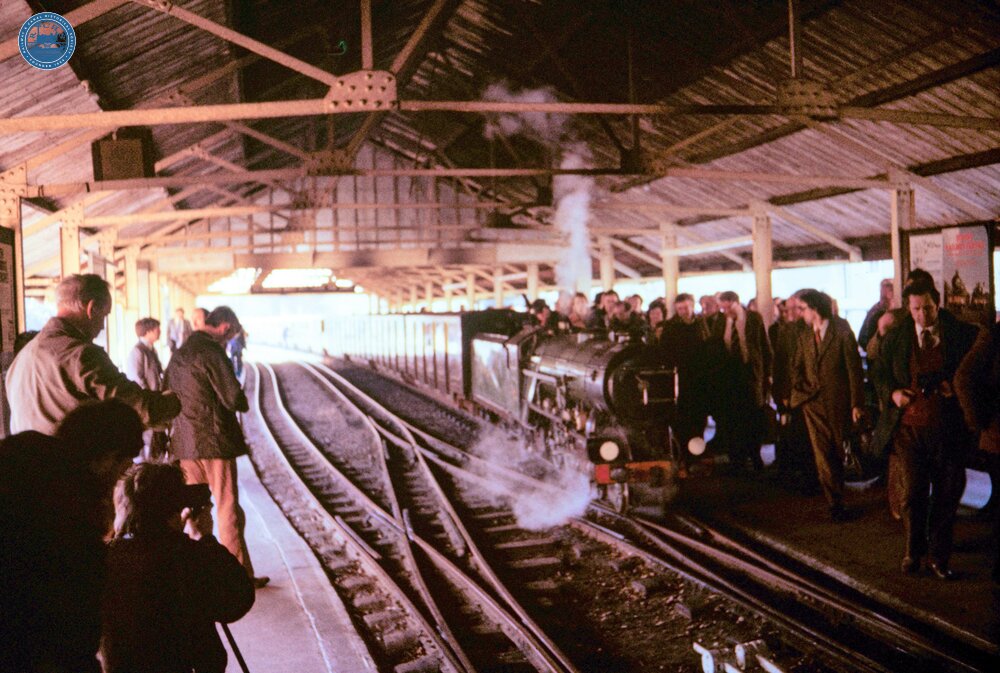 Hythe (RHDR @ 0m 00ch). Loco No. 3 'Southern Maid' on train. 12 April 1980