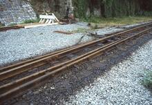 Caernarvon station. Track - crossing vee. May 2003   (Ref 017387E)