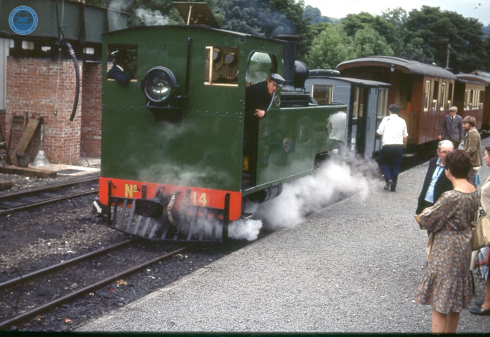Llanfair Caereinion (9m 04ch). No 14 (2-6-2T, built Hunslet 1954 no 3815.  (Ref 017113E)