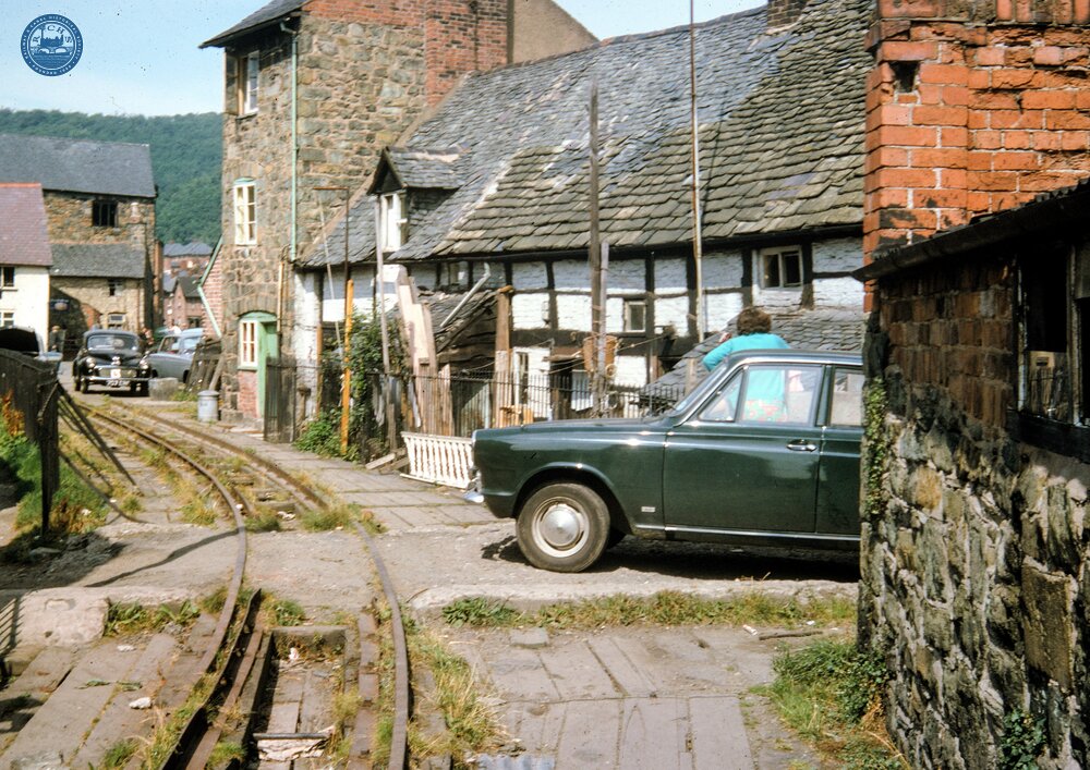 Looking towards Seven Stars Halt (0m 34ch), from the south. 15 August 1964