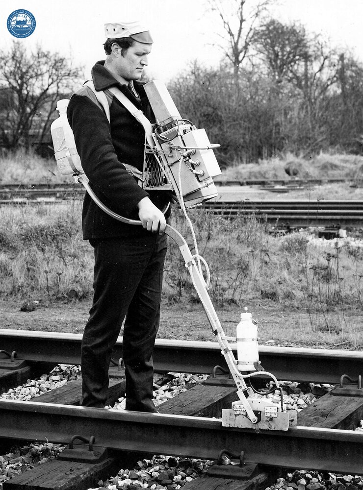 Operative Using a Portable Rail Flaw Detector c.1970. (Ref: 031170)