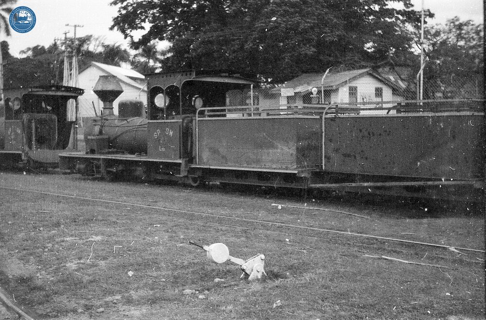 017855E Scrap locos. Lautoka Mill 3 November 1973