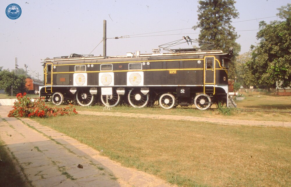 017982 Ind_20 Electric locomotive 1500V DC, Broad gauge, Class WCG1 number 20007 EF1,  named "Sir Roger Lumley" also a  Govenor of Bombay.