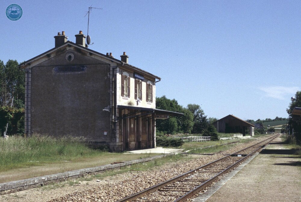 Vincelles station, Bourgogne-Franche-Comté, France. 29 May 1996