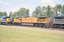 016858E 02_12_25 Pinocha Yard  CSX10 August 2002