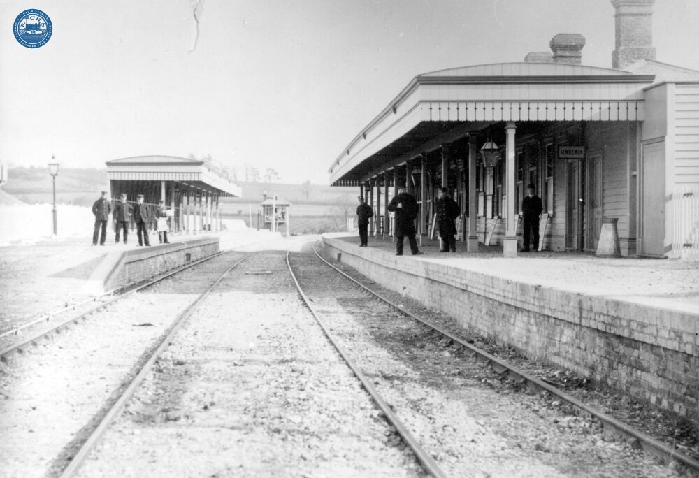 Oxted Station May 1884. (SCU1 @ 20m 25ch) (Ref: 030308)