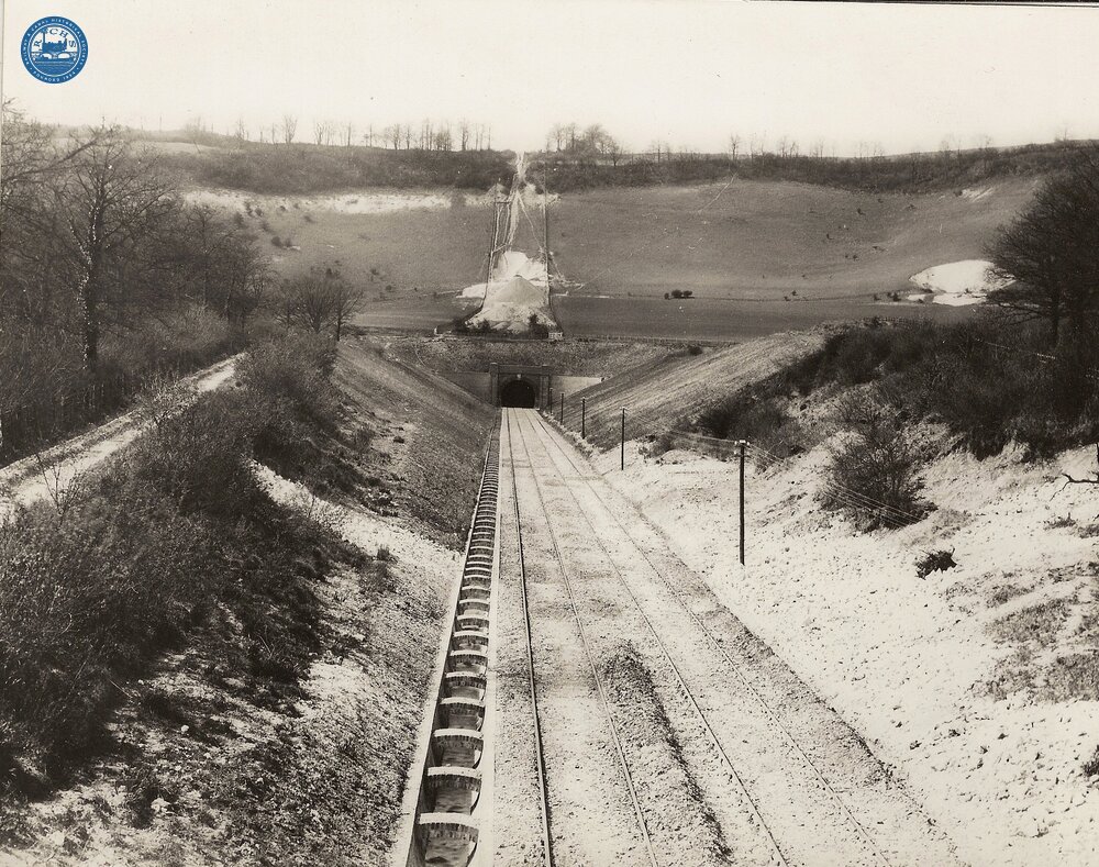 LBSCR / SECR Joint Line. Oxted tunnel, south portal (SCU1 @ 19m 08ch), showing drainage channel running parallel to track. May 1884
