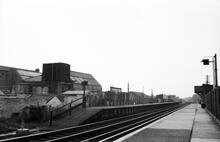 Aldrington Halt (BLI1 @ 1m 74ch). 1960s (Ref: 221008)