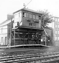Forest Hill - Elevated Signal Box. (LBW @ 5m 50ch) (Ref: 031625)
