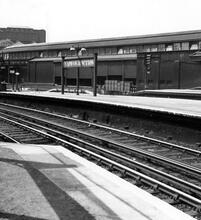 Clapham Junction Station - Nameboard style 5 (ELR: VTB1 @ 2m 57ch) (Ref: 030099)
