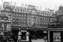 Victoria Station (VTB1 @ 0m 0ch): Exterior of Building and Forecourt c.1923 (Ref: 030458)