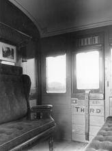 LSWR Tri-Compartment Coach No 650. Interior (Ref: 011164)
